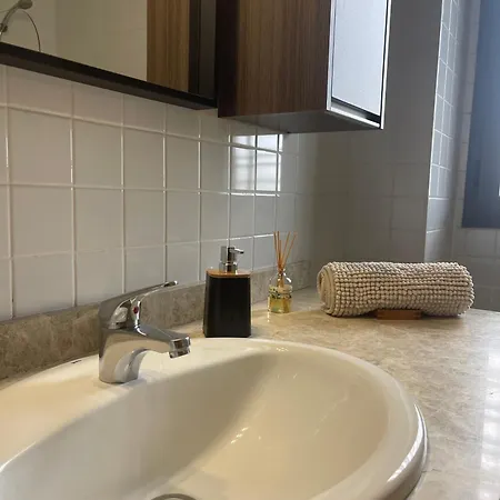 بيت ضيافة Astral-habitacion Doble Privada En Casa Compartida-uebica2 مايرينا ديل ألخارفي