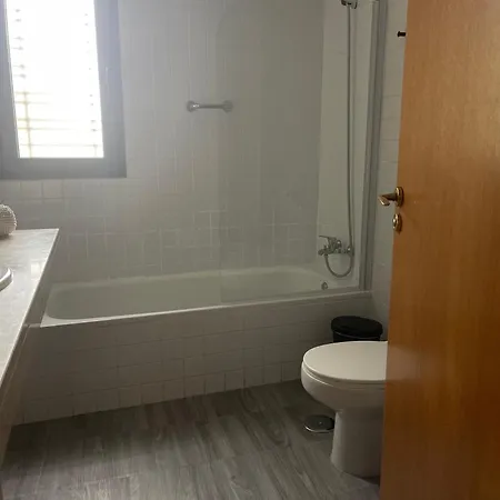Astral-habitacion Doble Privada En Casa Compartida-uebica2 بيت ضيافة